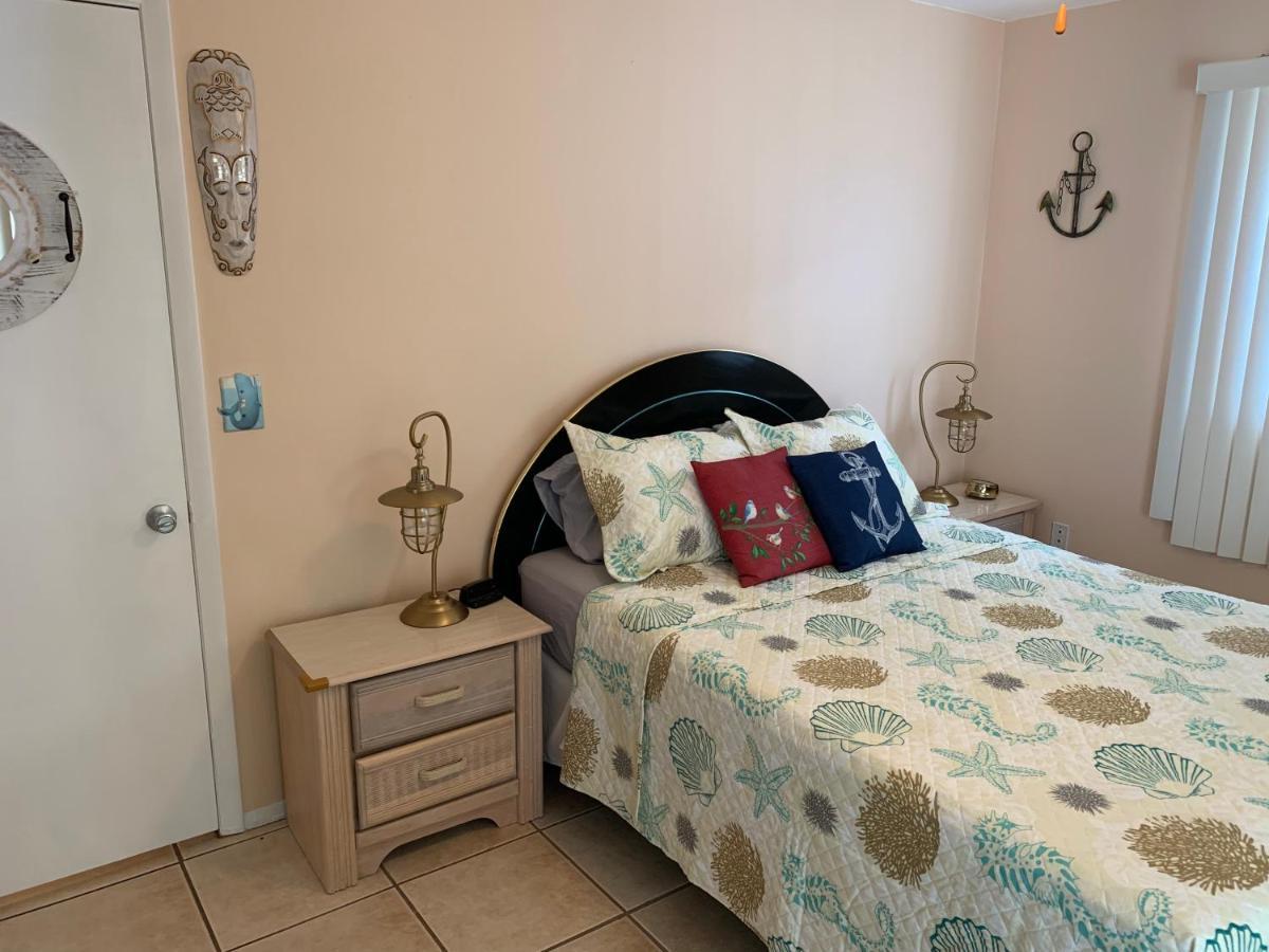 Michaels -Beachside Bungalows St. Pete Beach Ngoại thất bức ảnh