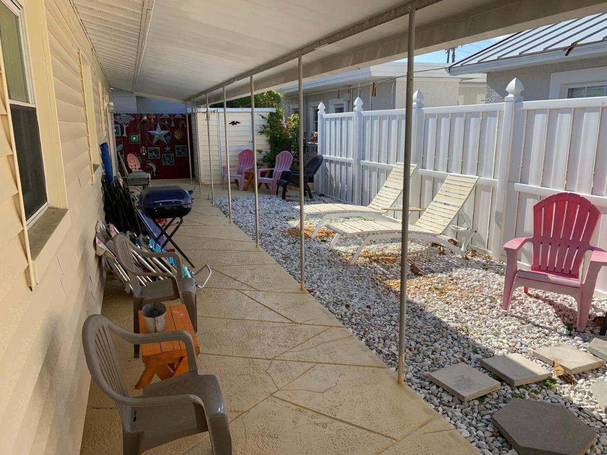 Michaels -Beachside Bungalows St. Pete Beach Ngoại thất bức ảnh